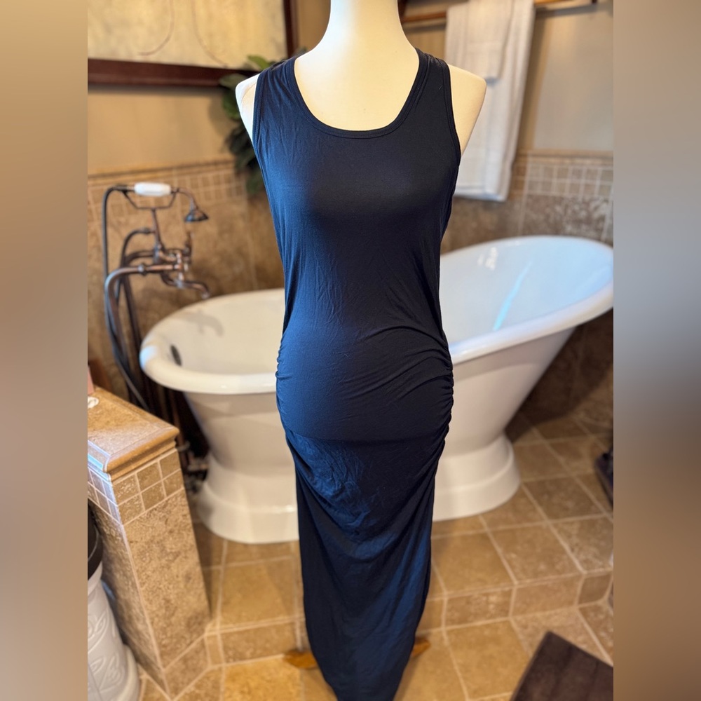 VENUS Black Sleeveless Maxi Dress size medium